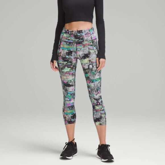 Lululemon Fast & Free high rise crop 23” paint drift multi 8 - Picture 1 of 7